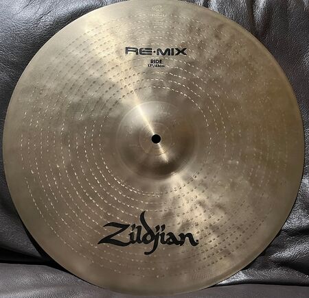 シンバル Zildjian Re-mix 17