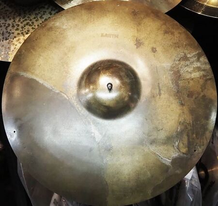 A Zildjian 20