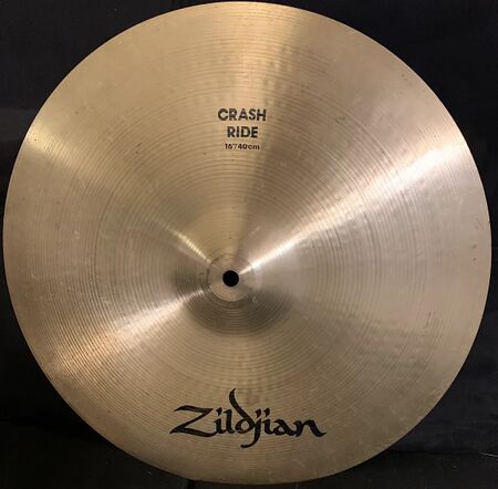 A Zildjian 16