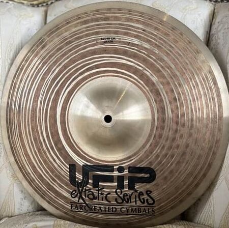 UFIP Extatic 16