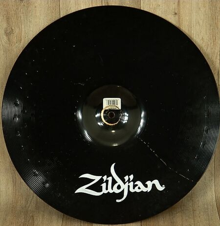 Zildjian Pitch Black 18