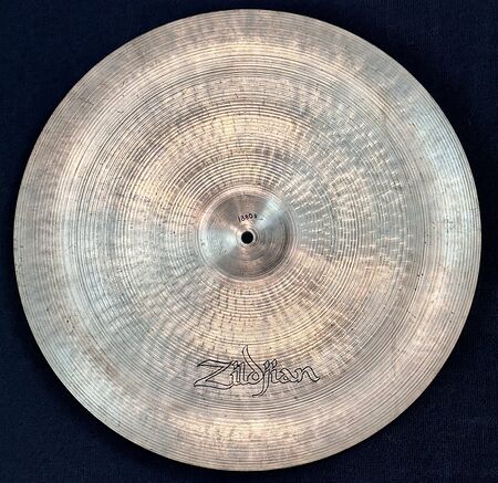 A Zildjian 20