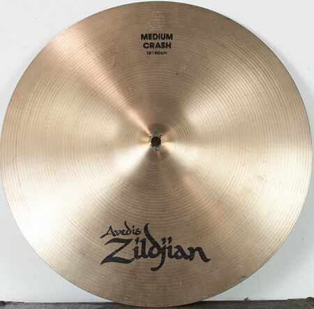 A Zildjian 16
