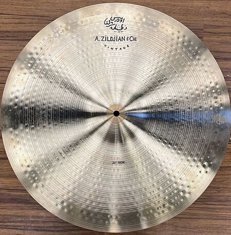 A Zildjian & Cie Vintage 20